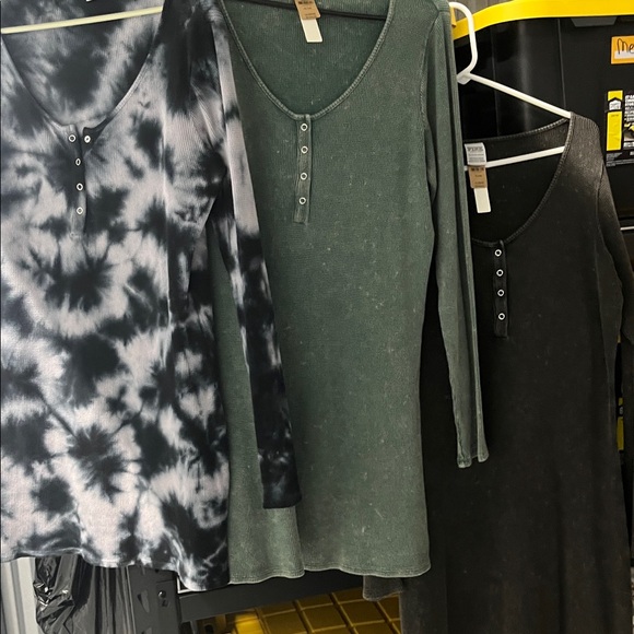 Gorgeous, thermal tie-dye extra large from Victoria’s Secret sleep dress - Picture 12 of 13